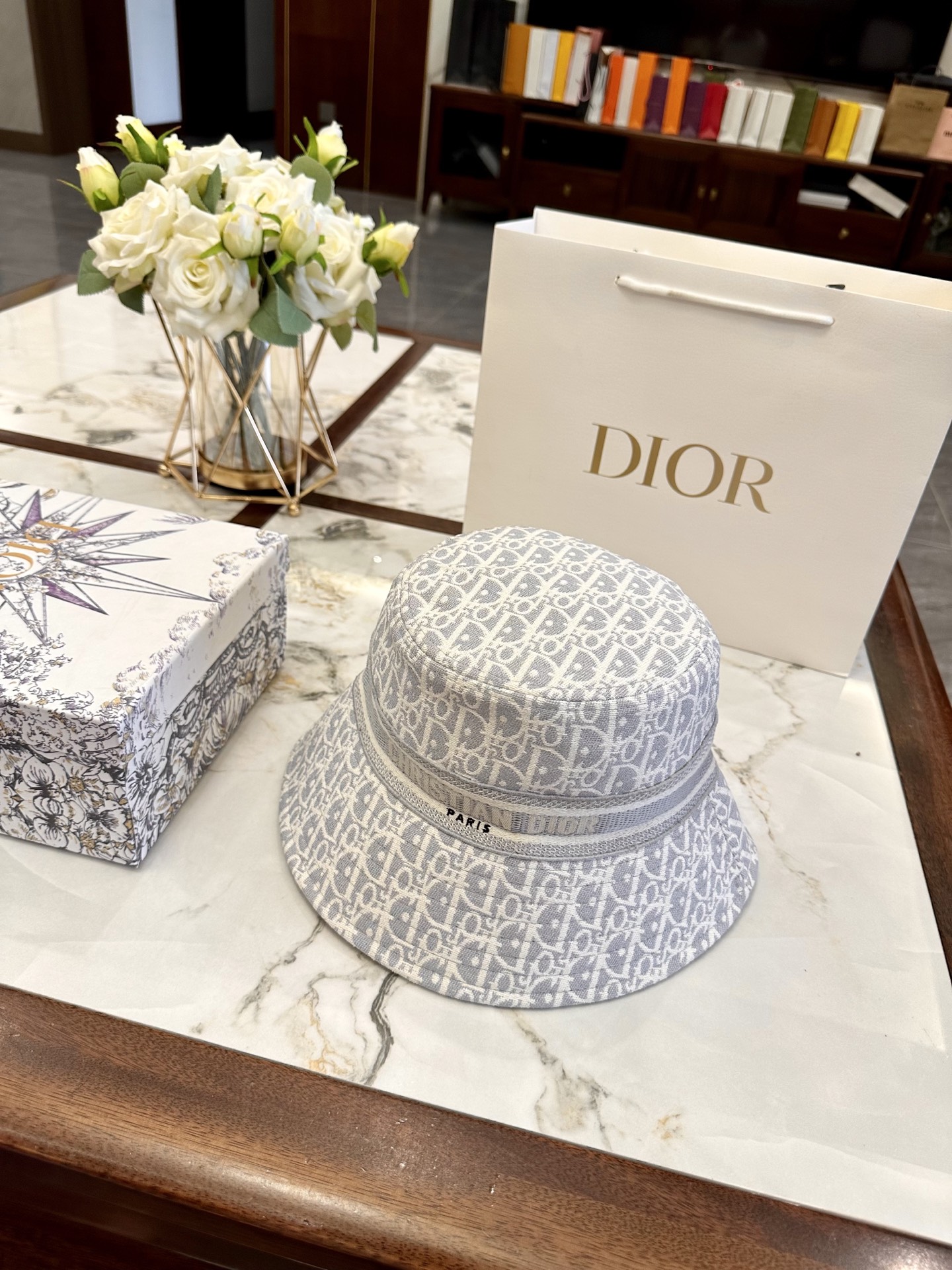 dior hat model 21
